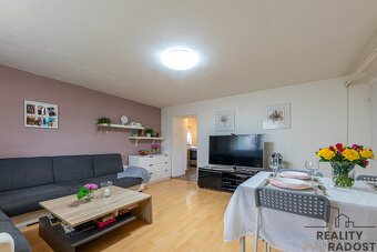 Rodinný dům 7+2, pozemek 573m2 - 6