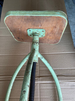 Sedátko staré otočné klavírovka za 500 - 6