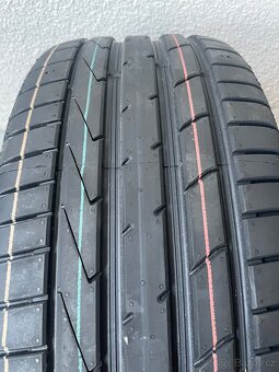 Nové original Audi r19 235/40/19 100% - 6