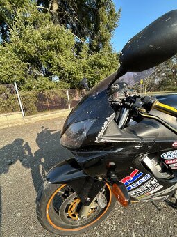 HONDA CBR 600 F 2003 - 6