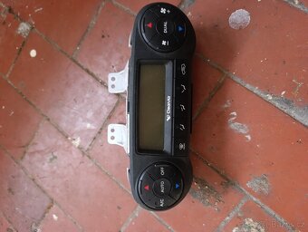 Prodám díly na Hyundai ix35 r.v.2014 - 6