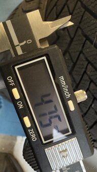 Zimní pneu 235/40/19 Bridgestone (4ks) - 6