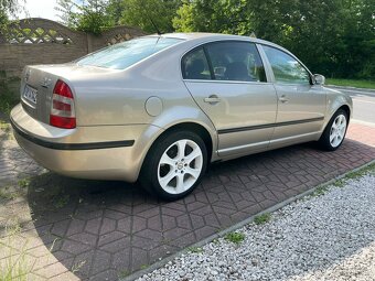 Škoda Superb 1.8i 110kW NOVÁ STK - 6