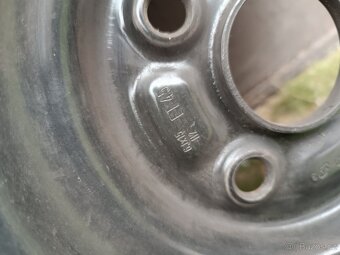 Sada 4ks disků Toyota 4x100 6Jx15 s pneu DUNLOP 195/60 R15 - 6