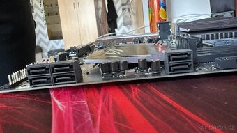 ASUS ROG STRIX B350-F GAMING - 6