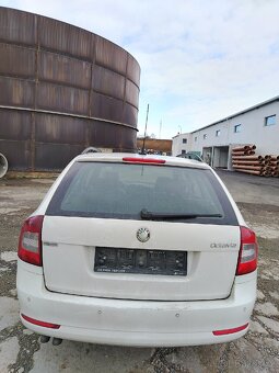 Škoda Octavia 2 2.0 103kw Laurin&Klement facelift - 6