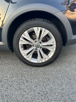 VW Passat B7 Alltrack 2.0 Tdi 125 kW DSG 4x4 combi - 6