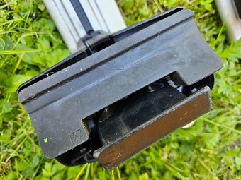 Střešní příčníky Thule Wingbar 960 (118cm) + patky 754 - 6