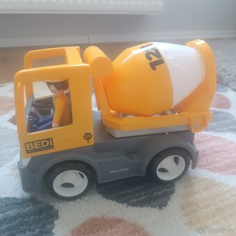 Set hasiči, míchačka, náklaďák, sanitka - 6