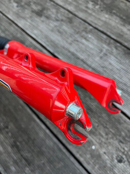 Odpružená vidlice Rock Shox Judy XC MTB retro - 6