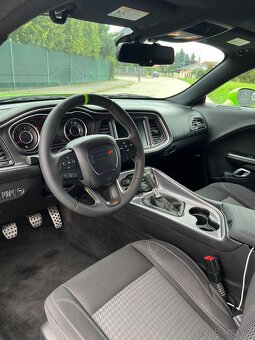 Dodge Challenger 5,7 V8 Hemi RT 280kw Manuál. CZ Papíry - 6