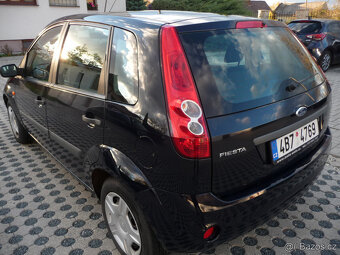 Ford Fiesta 1.3i najeto 28 000km 1.majitel koupeno v čr - 6