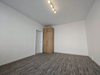 Pronájem bytu 1+1 Vsetín-Sychrov - 6