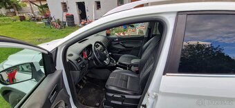 Ford Kuga - 6