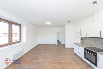 Pronájem moderního bytu 2+kk – 50 m², Langrova ulice, Šumper - 6