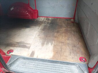 VW Transporter T5 1.9tdi 77kw 2005 plech - 6