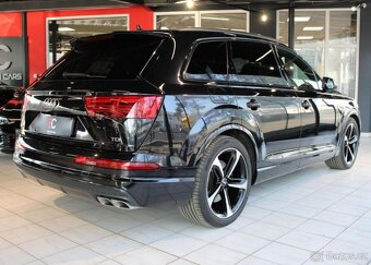 Audi SQ7 BiTDi 320kW V8 quattro NezTop nafta manuál - 6