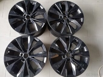 Prodam origo alu kola skoda superb III Cassiopeia 5x112 r18 - 6