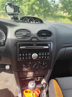 Ford Focus ST - 6