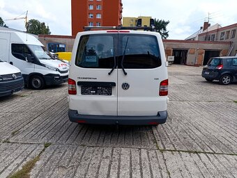 Volkswagen Transporter T5 2.0tdi - 6