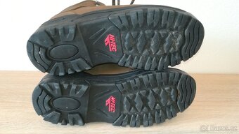 HI-TEC pohorky kožené vel.37,5 - 6