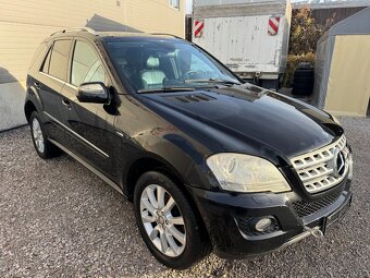 Mercedes-Benz ML 300 CDI 7G 136t km 4-Matic r.2010 - 6