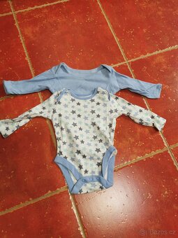 Kojenecké oblečení - trička, dupačky, polodupačky, svetříky - 6