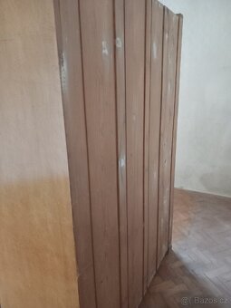 retro dřevěná skříň - 6