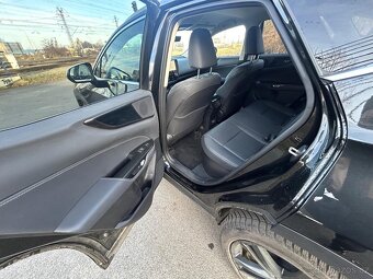 Lexus NX 450 + hybrid 2024. 11. měsíc - 6