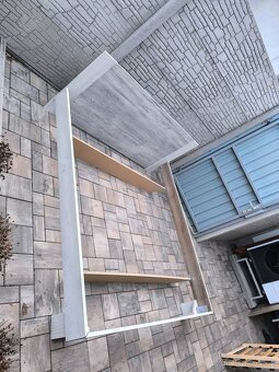 Prodám manželskou postel 180cm x 200cm - 6