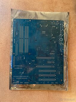 Základní deska ASUS P5WD2-E - 6