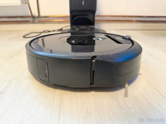 iRobot Roomba i7 - 6