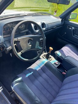 Mercedes W123 300D - 6