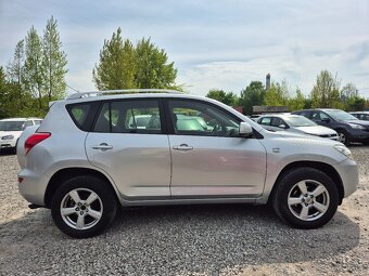 Toyota RAV4,2.2D-4D,100KW,4x4,NEMÁ DPF,BEZ KOROZE,R.V.2007 - 6