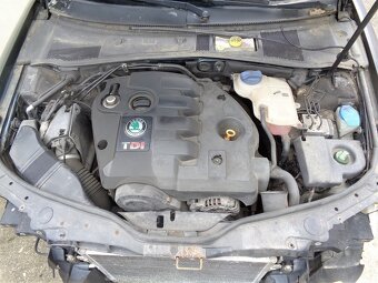Škoda Superb I 1.9TDI 96kW motor AWX barva č. 9597 díly - 6