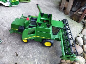 Bruder traktor, kombajn, nakladač + příslušenství - 6