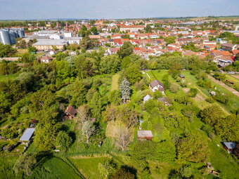 Prodej krásné zahrady 1.532 m2 v Rajhradě - 6