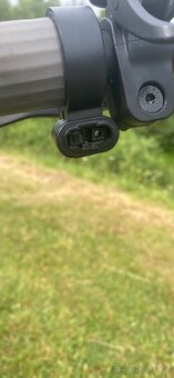 Elektrokoloběžka Xiaomi 4 pro 2 generace - 6