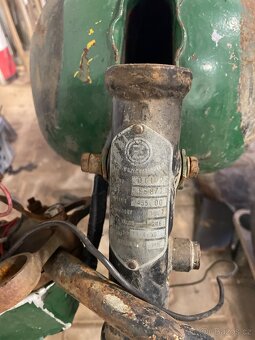 Vrak upravené ČZ + motor jawa 250. - 6