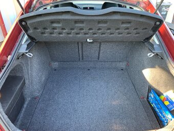 Škoda Octavia 2, 1.6 MPI, první majitel, nová STK - 6