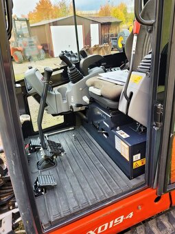 minirypadlo Kubota KX 019-4 + Powertilt - 6