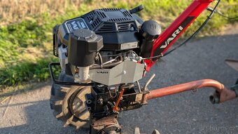 VARI s motorem KOHLER - 6