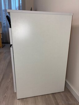 Počítačový stůl bílý - 6