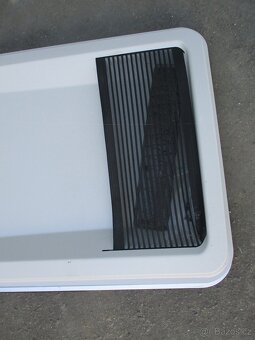 dveře ke karavanu - 6