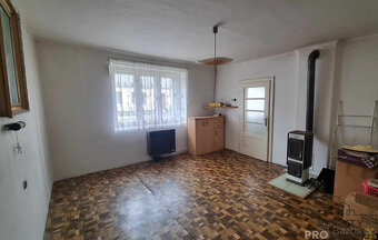 Prodej rodinného domu 70 m2, pozemek 720 m2 - 6