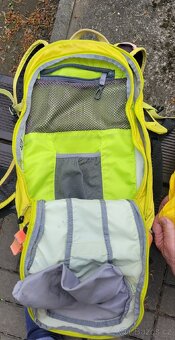 Cyklistický batoh CAMELBAK 15l - 6