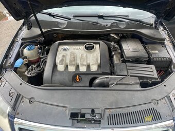Volkswagen Passat b6 1.9 TDI - 6