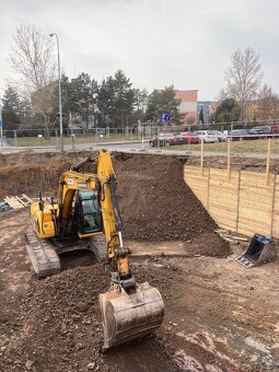 Prodám rýpadlo JCB JS 220 (25 tun) v TOP stavu 5950 MTH - 6