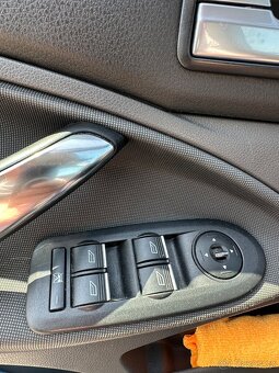 Ford. C max - 6
