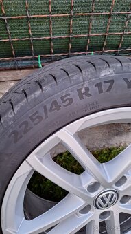 Alu VW GOLF GTD 17" 5x112 s letními pneu CONTINENTAL. - 6